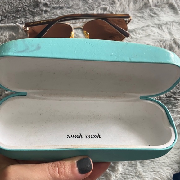 Kate spade mirrored aviator sunglasses 😎 - Picture 8 of 13